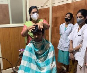 Staff and students of KVG Ayurveda Medical College paid homage to Late. Dr. Kurunji Venkatramana Gowda, Founder president, AOLE (Reg.), Sullia, in his 10th death anniversary on 07.08.2023